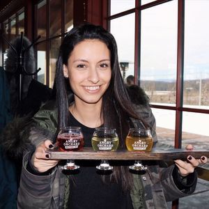 Meet your Posher, Annie